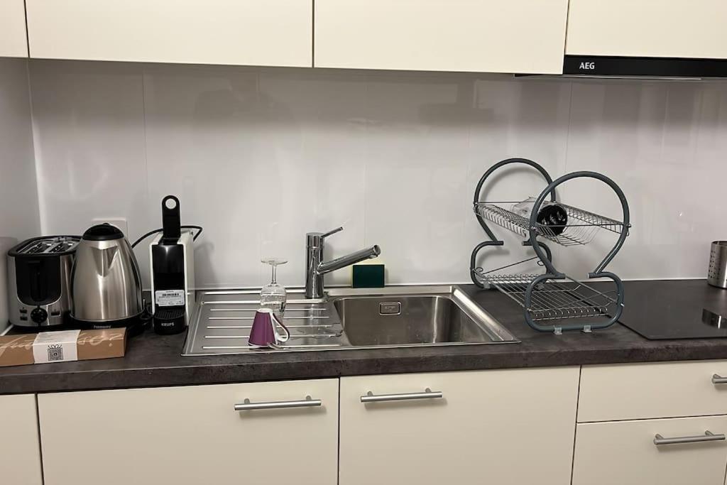 Apartment 5 Minutes A Pied De La Gare *