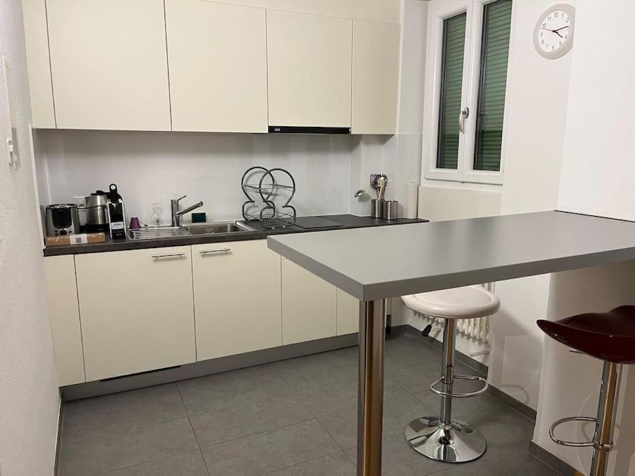 5 Minutes A Pied De La Gare Apartment Lausanne
